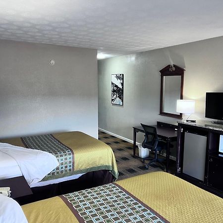 Budgetel Inn & Suites Dillard Eksteriør billede