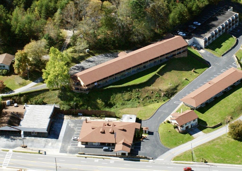 Budgetel Inn & Suites Dillard Eksteriør billede