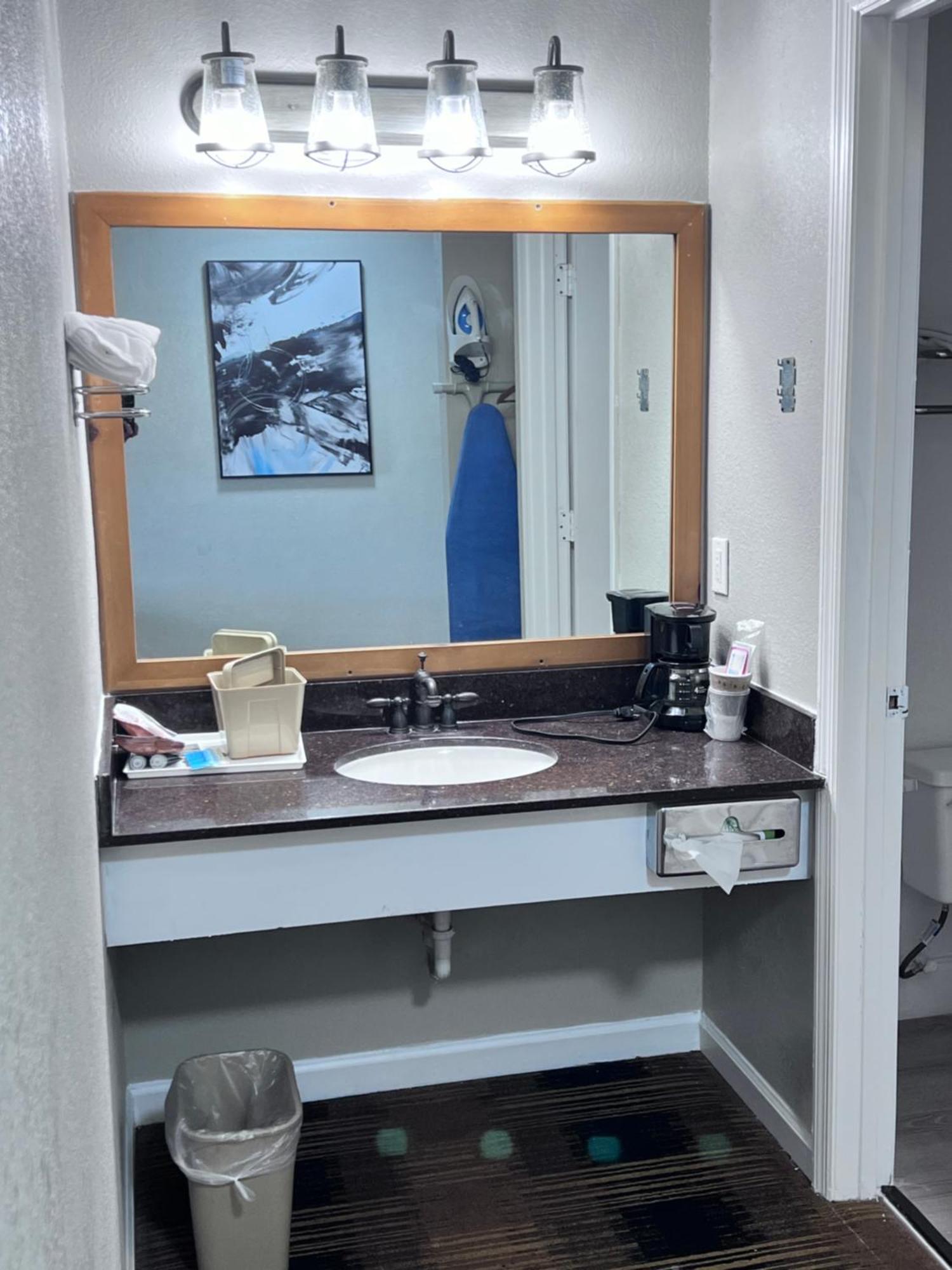 Budgetel Inn & Suites Dillard Eksteriør billede