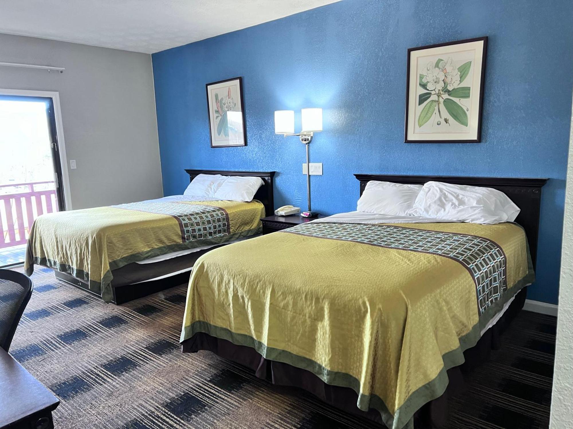 Budgetel Inn & Suites Dillard Eksteriør billede