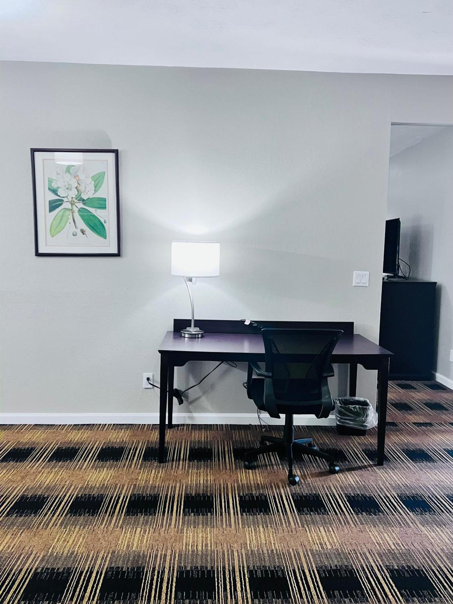 Budgetel Inn & Suites Dillard Eksteriør billede